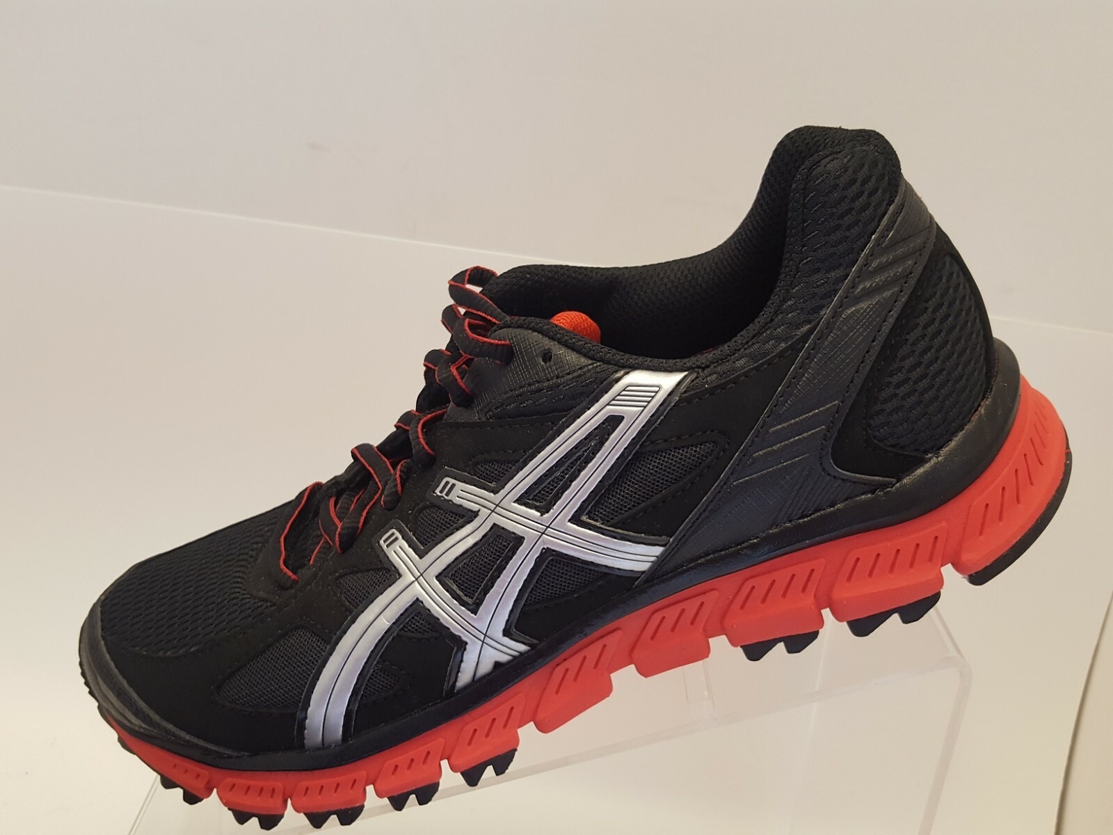 asics trail running shoes sale