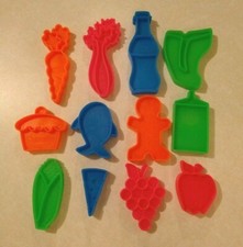 Vintage 1972 Mattel Tuff Stuff Plastic Pretend Play Food Toys Set Of 12