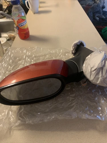 2004 Mazda RX-8 Drivers side mirror with electric mirror Wire plug