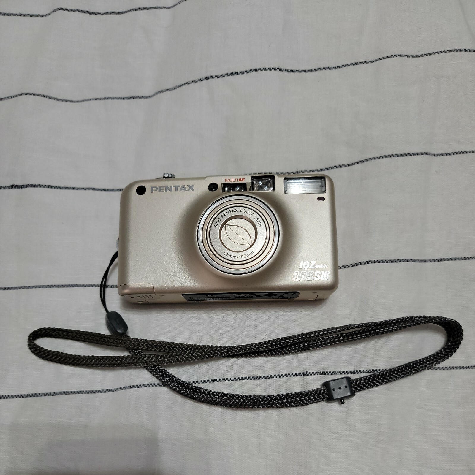 Pentax Espio Iqzoom 105SW 35mm Film Camera 28-105mm Zoom Works New Battery Gold