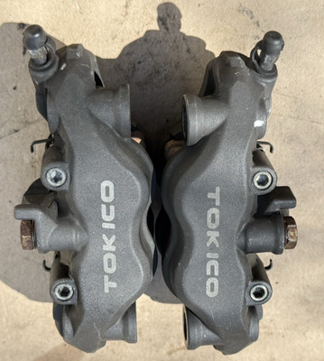 2005 2006 Honda CBR600RR OEM Tokico Front Brake Caliper Left Right Set Pair
