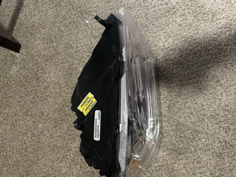 Iluminação automotiva Carquest/Keystone CH2503244C - Exterior - Conjunto de faróis - Imagem 4 de 4