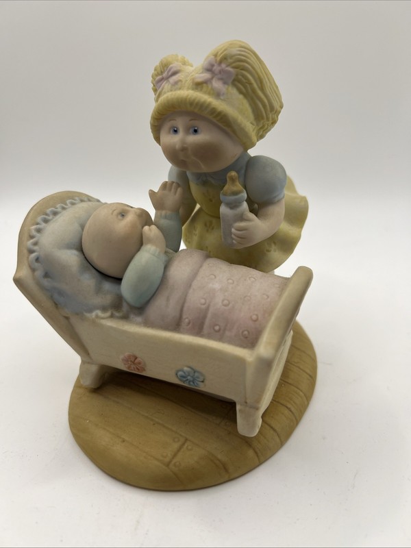 1984 Cabbage Patch Kids "Getting Acquainte" Porcelain Figurine by Xavier Roberts