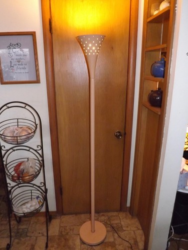 Vintage 1950s Mid Century Modern Perforated Pink Cone Stand Pole Lamp MCM - Picture 7 of 11