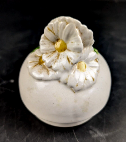 Metlox Poppytrail Sculptured Daisy, Coffee Pot Lid Only - Picture 2 of 5