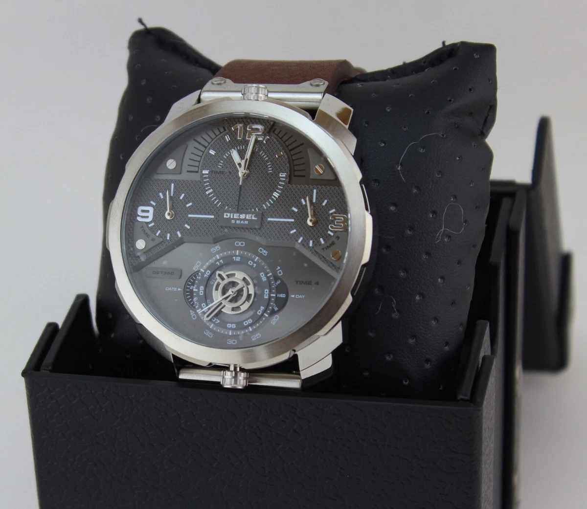 Dz7379 shop diesel watch