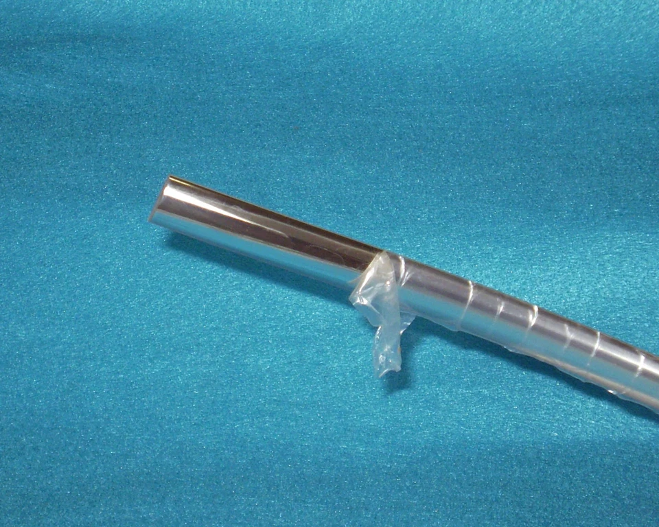 Parachoques delantero Ford Crown Victoria 2000 2011 moldura cromada YW7Z17C829BA FO1057291 Foto 2 de 4