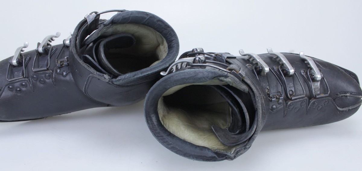 Chaussures De Ski Vintage Le Chamois Semly - Équipe De France JO 1968 - Collection