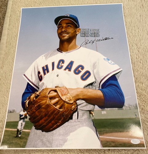 CHICAGO CUBS BILLY WILLIAMS Signed Autograph 16x20 picture COA Photo - Picture 2 of 5