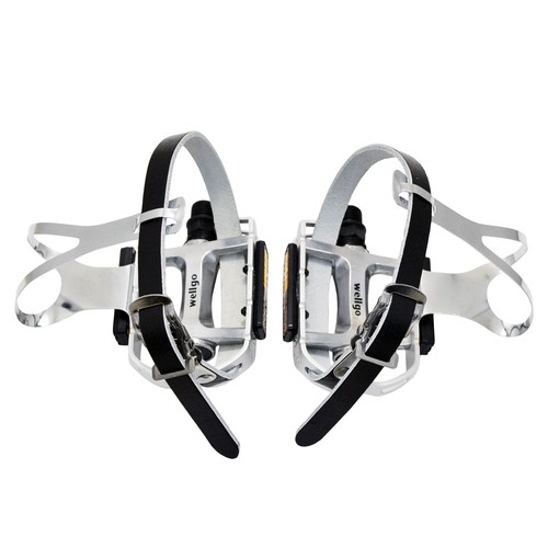Wellgo R104 Classic Road Touring pedals w/Toe Clips & Leather Straps - Picture 3 of 5