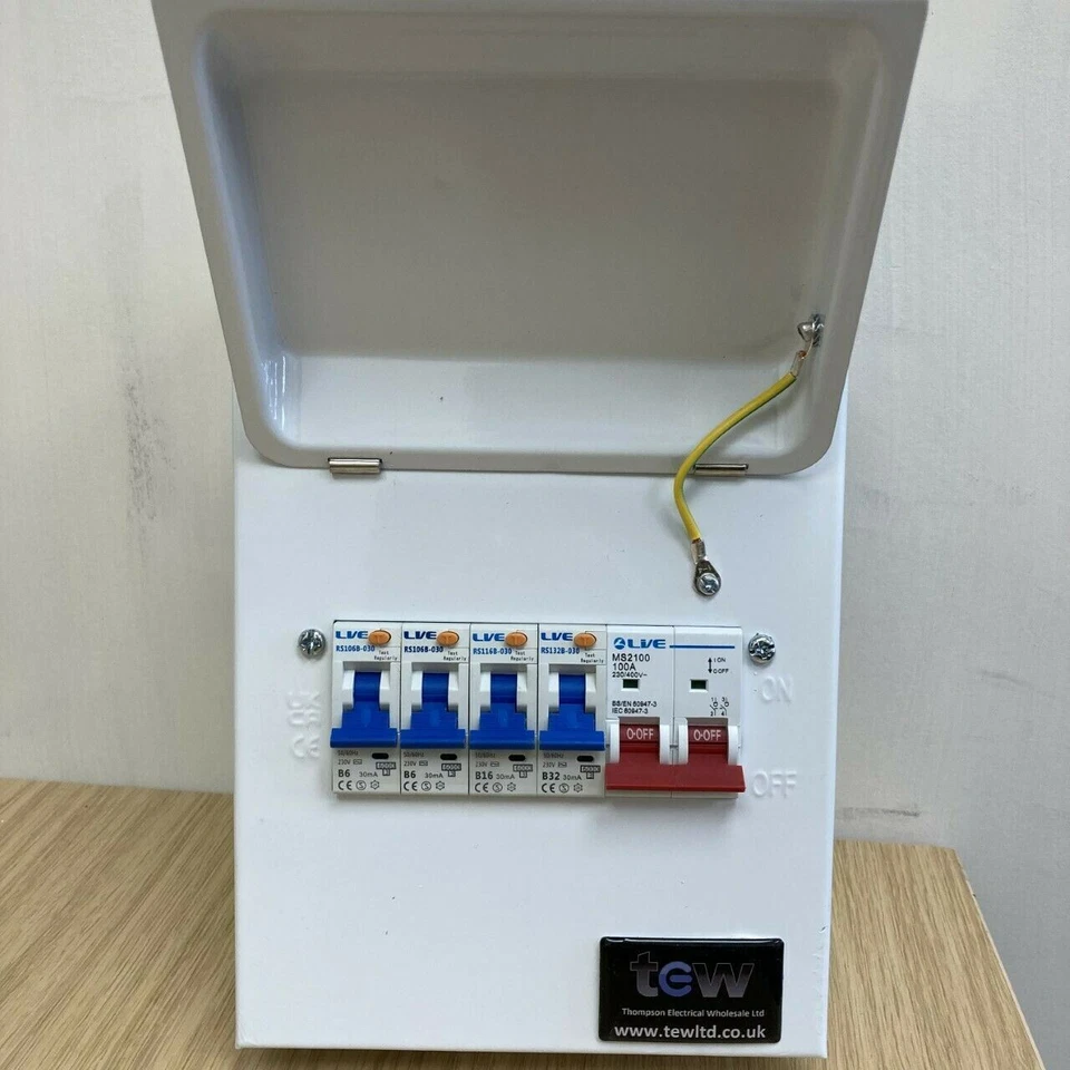 Live Electrical 100A 4 verwendbarer Weg metallverkleidete Verbrauchereinheit + 4 Typ A RCBOs