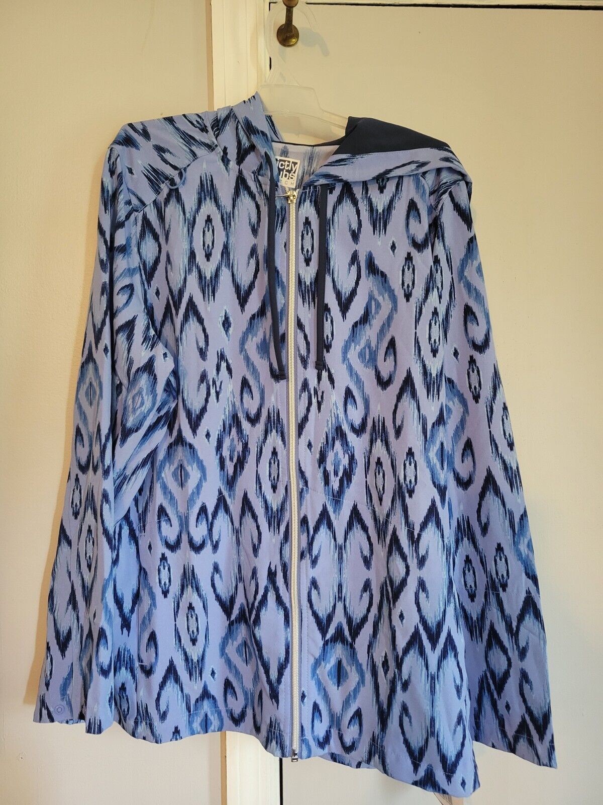 Picture 1 of 6