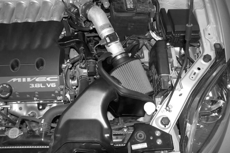 K&N 69-6502TR Typhoon admisión Ram corta para Mitsubishi Eclipse GT 2006-2011 Foto 4 de 4