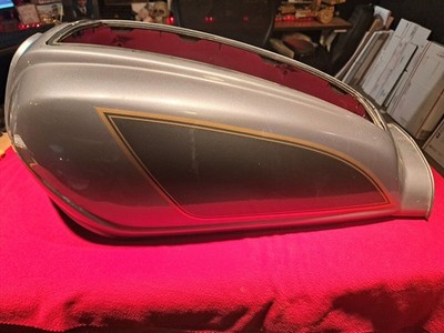 1980 1981 1982 1983 83 Honda GL 1100 GL1100 Goldwing Gas Fuel Tank Shelter OEM