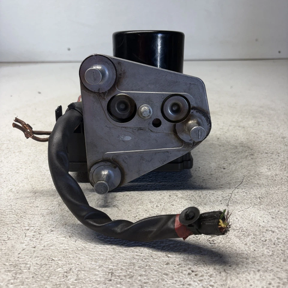 07-09 Módulo bomba freno antibloqueo ABS MERCEDES W221 S550 CL550 2215458732 OEM Foto 3 de 4