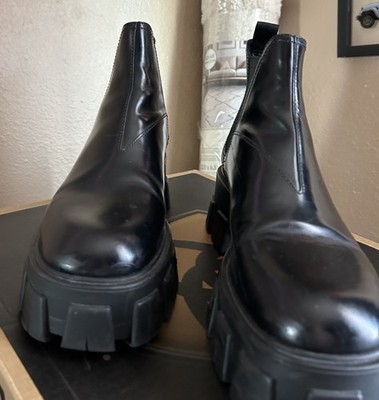 Prada Monolith Lug Sole Chelsea Boots Black Leather 9 1/2 Or 39.5