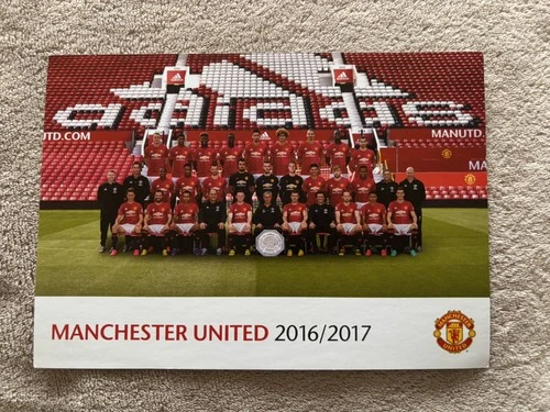 MANCHESTER UNITED  - PRESIGNED GROUP CARD- 2016/ 2017