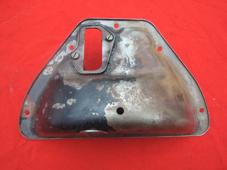 CUBIERTA VOLANTE ALFA ROMEO 1600 Giulia Sprint GT / DUETTO / Super Usada Original Foto 2 de 4