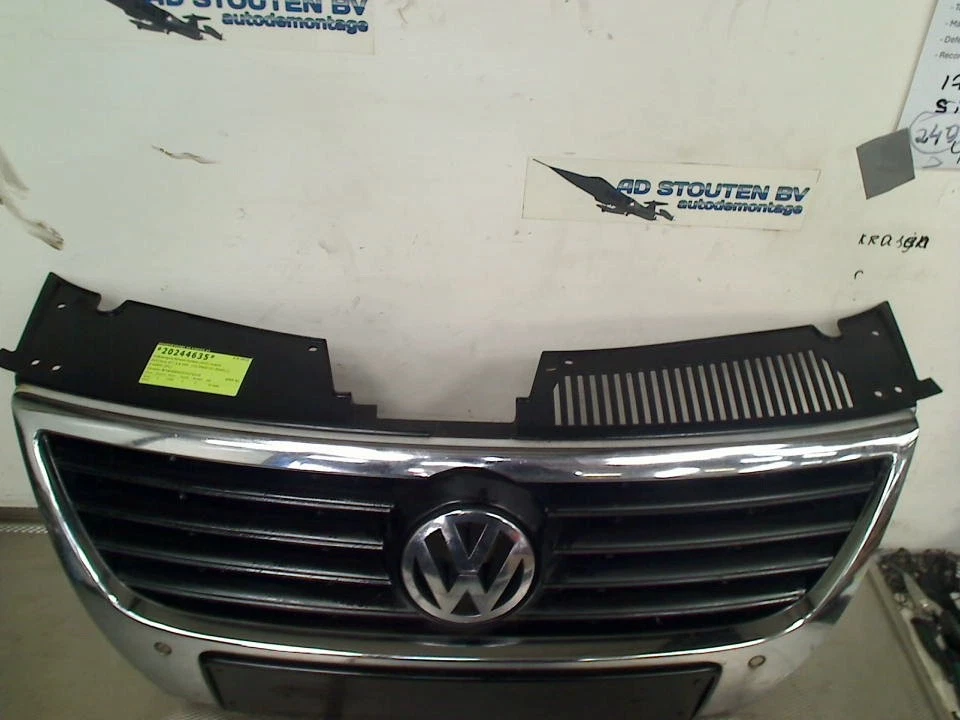 PARRILLA VW Passat Variant (3C5) Combi 2.0 FSI 16V (BVY (Euro 4)) 2008 3c0853651 Foto 4 de 4