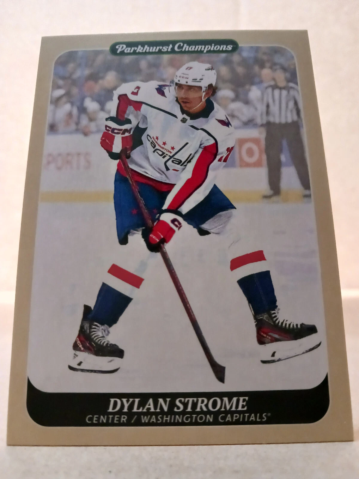 Dylan Strome trading card
