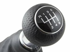 Für Audi A4 8E B7 2004-2008 6-Gang Lochleder Schaltknauf Knauf Schwarz