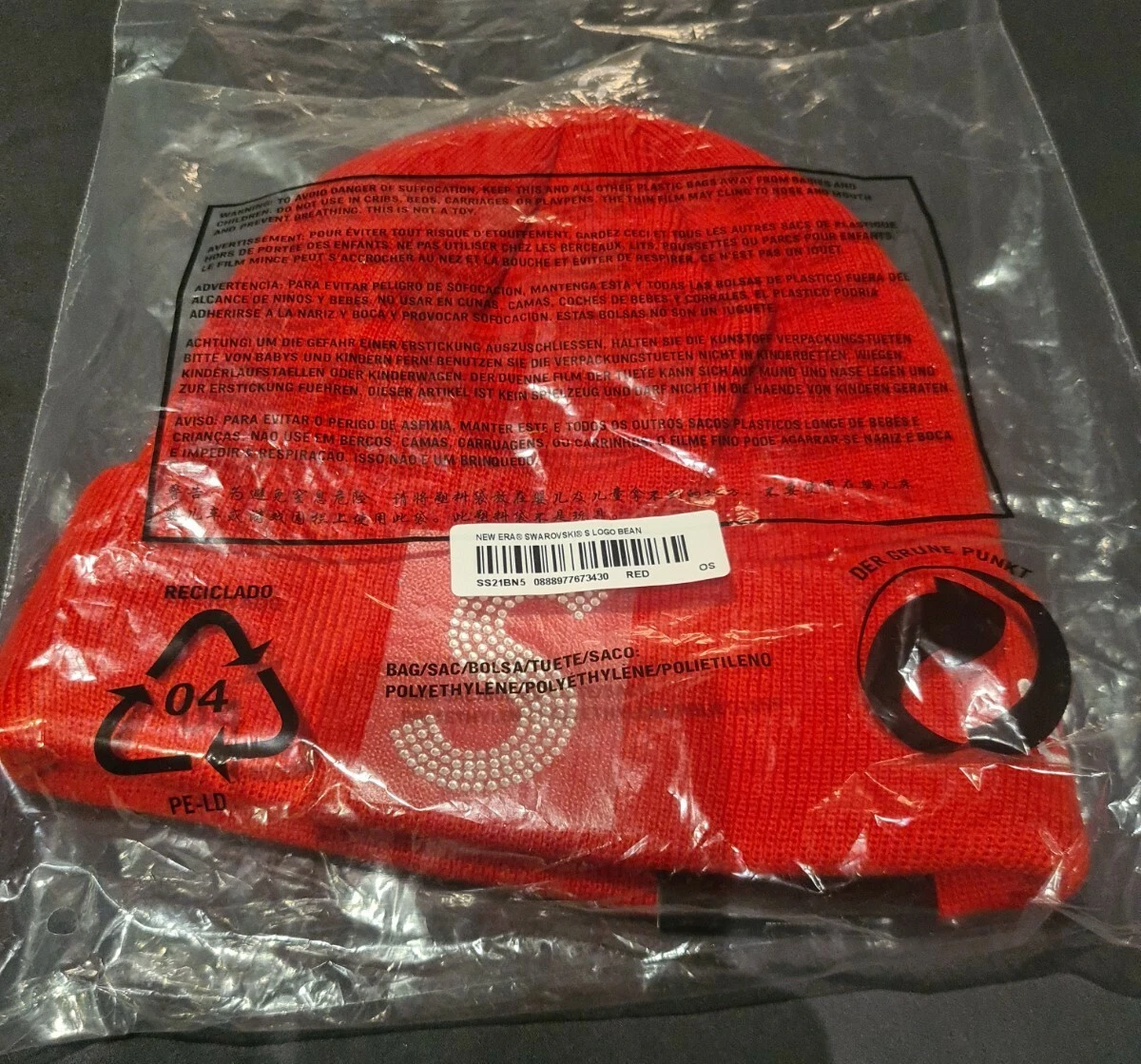 Bonnet rouge Supreme Swarovski New Era S logo maille ample