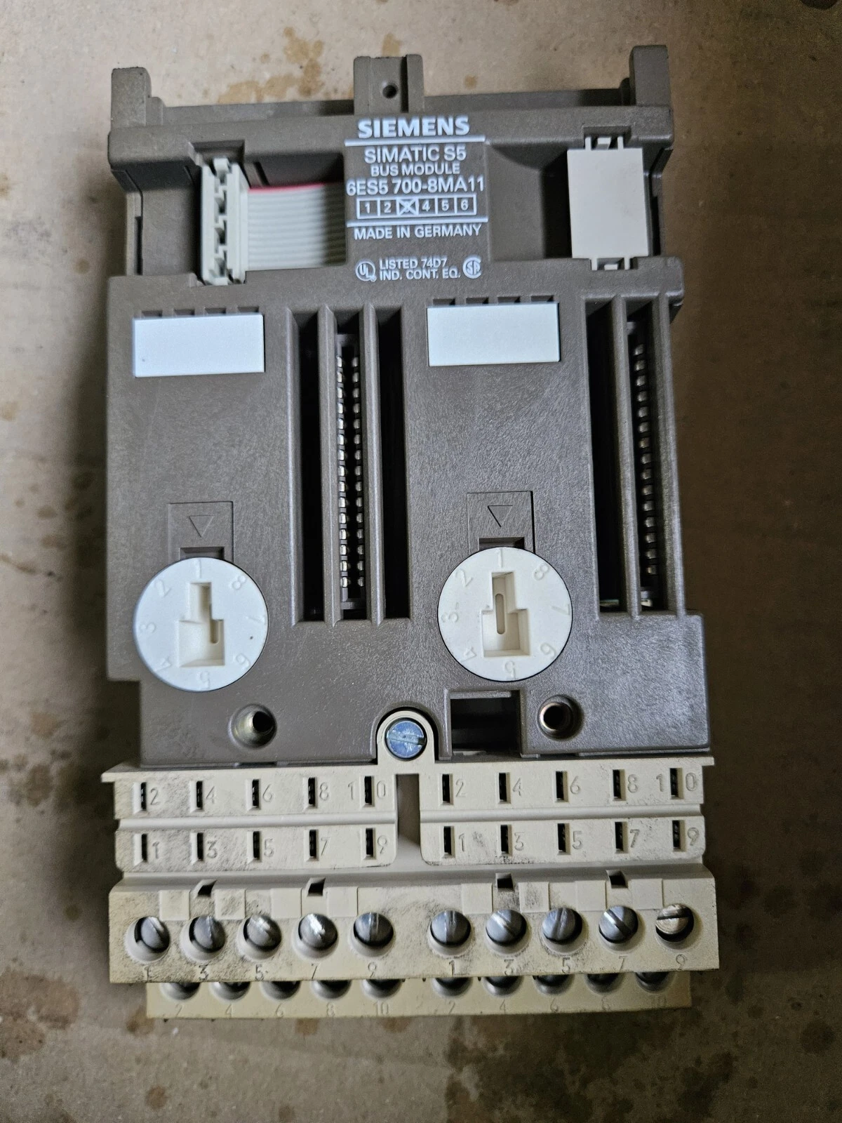 Siemens 6ES5700-8MA11 ***Spare part*** SIMATIC S5, Bus module for S5-100U/ET 100U/ET 200U w.... — PLCs