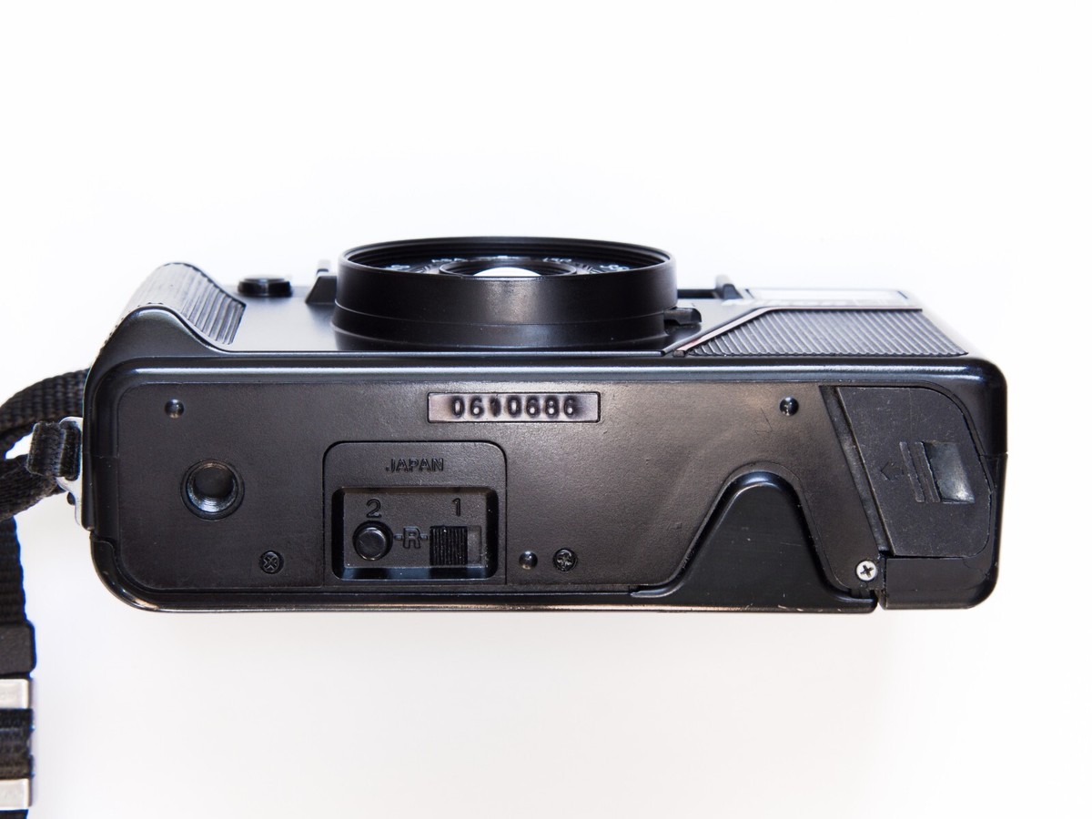 ＊Nikon L35AF　ISO400 コンパクトフィルムカメラ pt-NikonL35AF-01.jpg