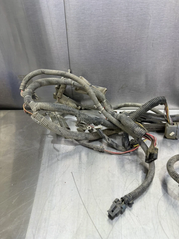 03 02 Polaris Sportsman 600 700 Carb Oem Main Wire Harness 2461047 - Image 2 of 4