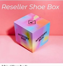 Bundle of shoes