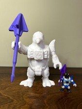 Fan Art Battle Beasts Series 3 #75 Pugnacious Penguin Spear Weapon 6 Inch Model