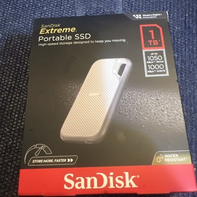 SanDisk Extreme Portable 1tb SSD - Up to 1050MB/s, USB-C, USB 3.2-Grey New 