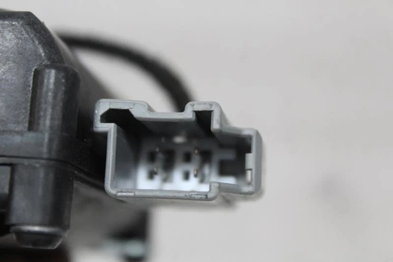 2018 2019 2020 2021 LINCOLN NAVIGATOR TRUNK LIFTGATE LATCH LOCK - Image 4 of 4