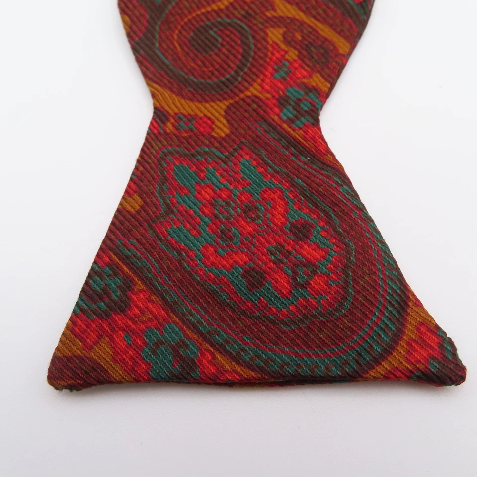 Brooks Brothers Makers Bow Tie Silk Red Green Paisley 2.5" Wide Self Tie - Image 2 of 4