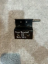 Jeep CJ YJ Lower Door Hinge Bracket Backing Plate with Strap Post 76-95