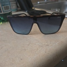 Quay Nightfall 1212 Sunglasses Oversized Polarized Black Frame Smoke Lens Used