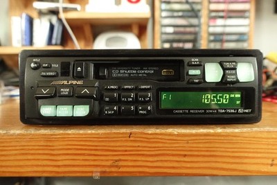 Alpine TDA-7536J.  classic cassette deck. Fm/Bluetooth.