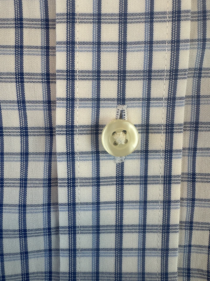 Kirkland Men's Non-Iron Button-Down Long Sleeve Shirt Plaid Size 15.5-34 - Image 4 of 4