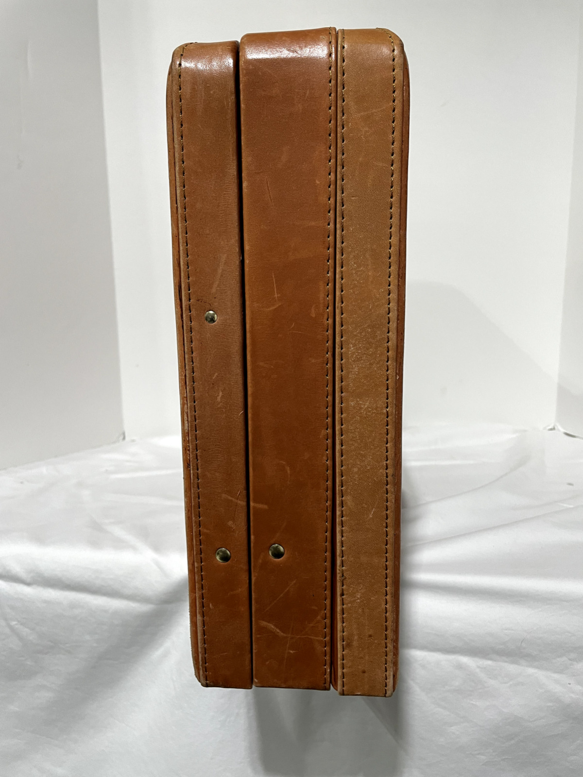 Genuine Tan Leather Hard Locable 1980s Vintage Fr… - image 3