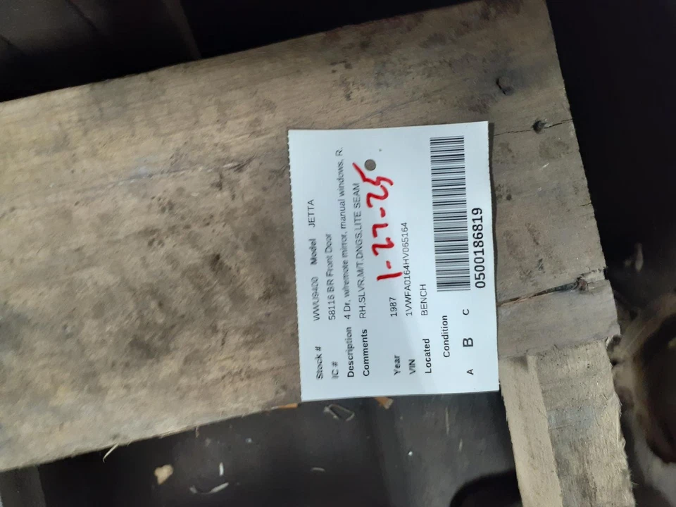 Used Front Right Door fits: 1987 Volkswagen Jetta 4 Dr manual Front Right Grade - Изображение 3 из 4
