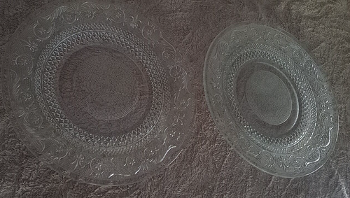 KIG Malaysia set of two 10" dinner plates - Picture 4 of 4