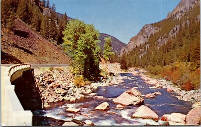 The Gallatin Canyon Near Bozeman Montana MT Chrome Postcard B76
