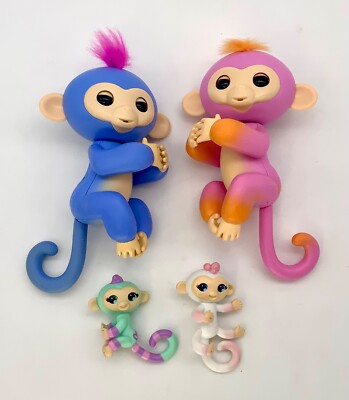 WowWee Fingerlings Monkeys Pets Lot
