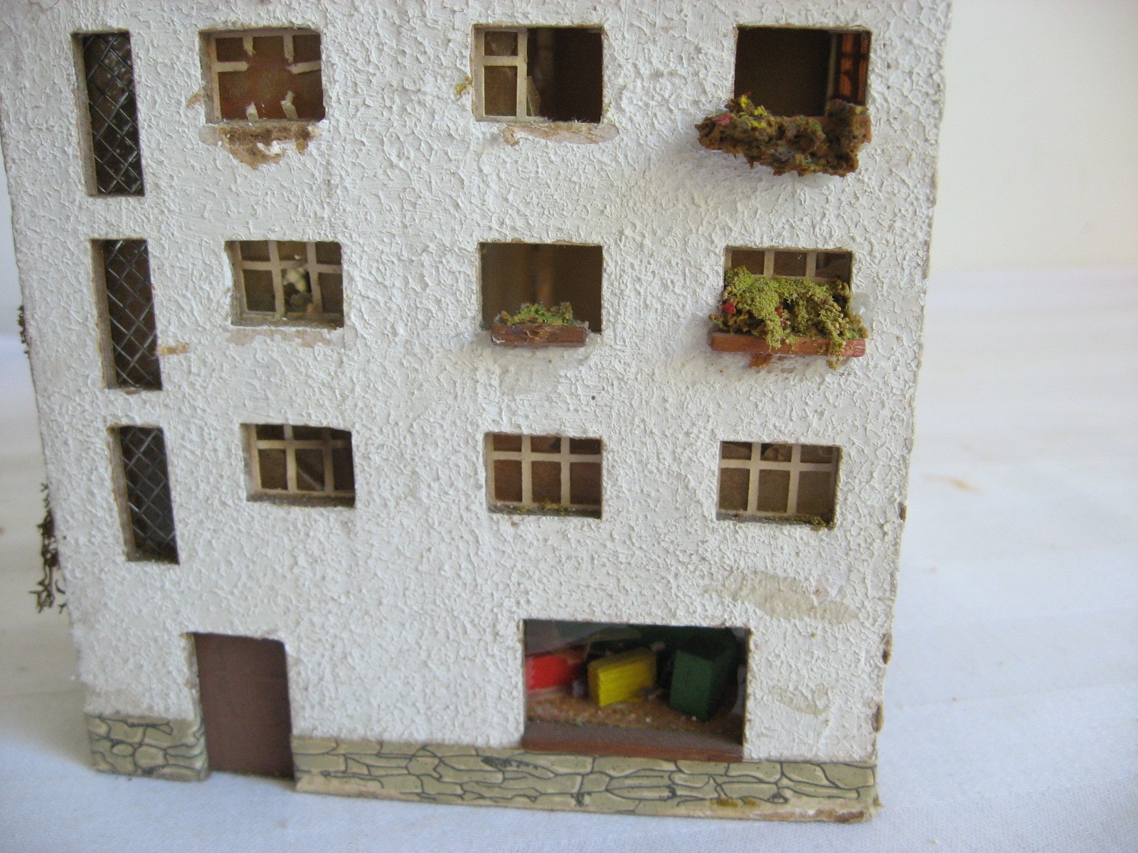 Picture 4 of 10