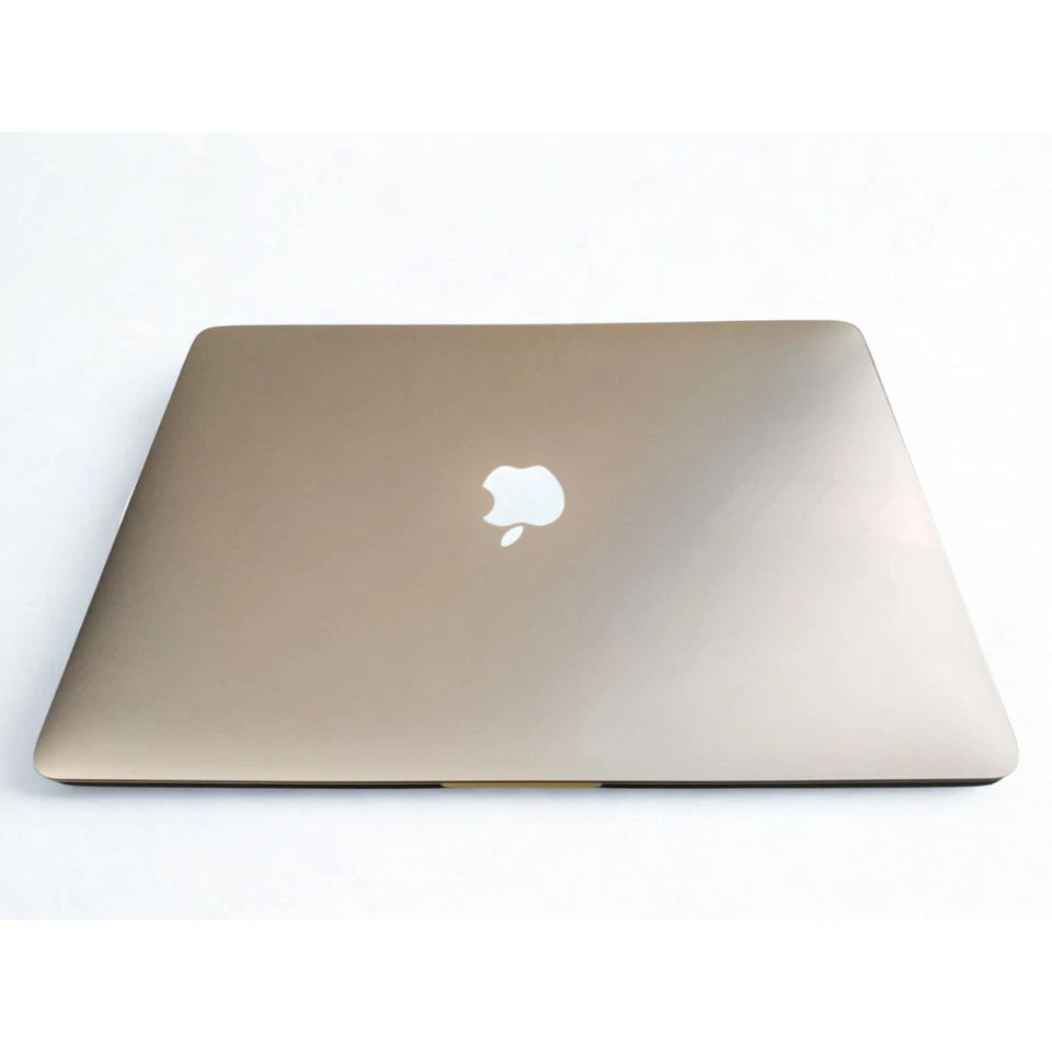 Apple MacBook Pro 13.3 inch Laptop (July, 2018), photo 1 of 5