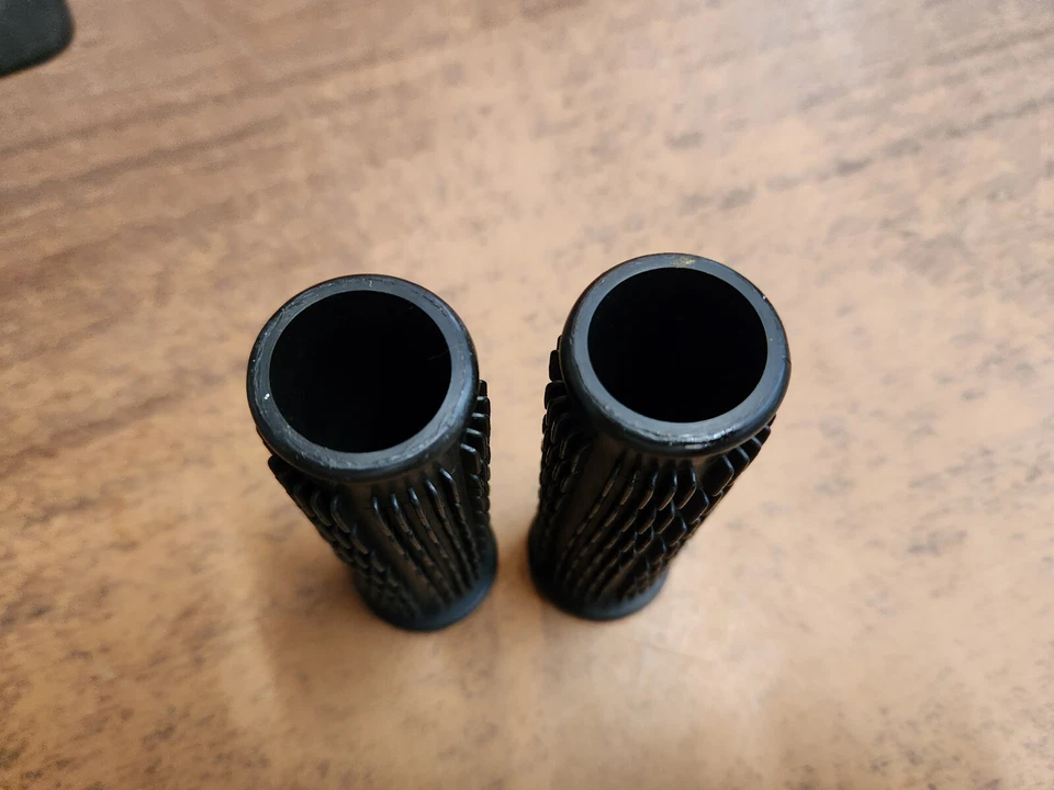 Craftsman Cultivator/Edger Model 316292621 Handle Bar Grips 791-182675 Foto 4 de 4