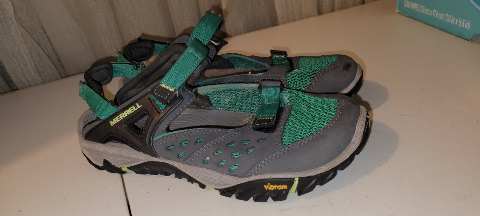 Merrell Unifly sandali da trekking suola Vibram grigio verde donna taglia 7 usati in ottime condizioni
