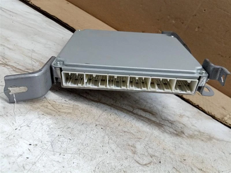 Used Hybrid / Electric Direct Current (DC) Power Module fits: 2008 Lexus RX400H - Image 3 of 4