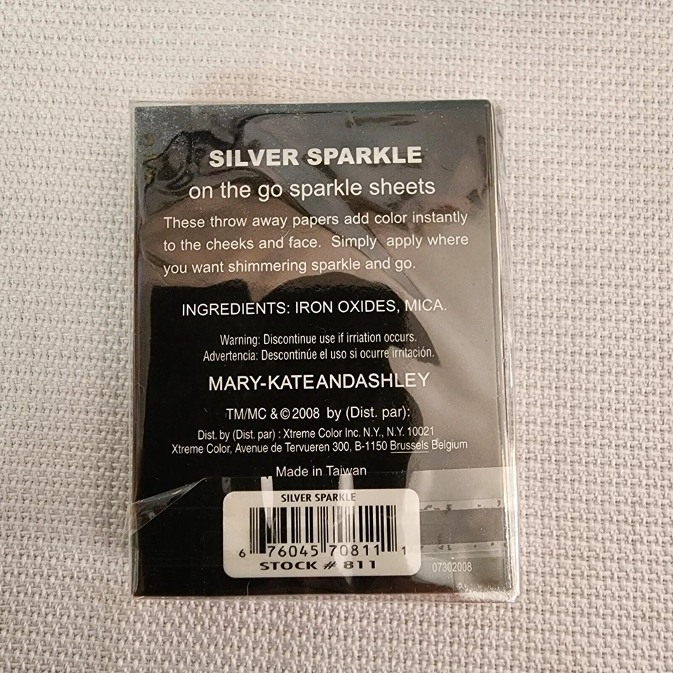Hojas de maquillaje Mary-Kate and Ashley Paper Me Pretty Sparkle - Silver Sparkle #811 Foto 2 de 4