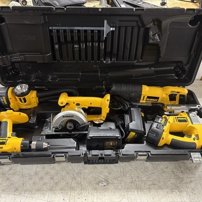 Dewalt 18V 5 Tool Cordless Set With 3 Batteries 2 Chargers UNUSED!